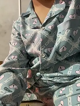 feng-a online show from 01/10/25, 03:16