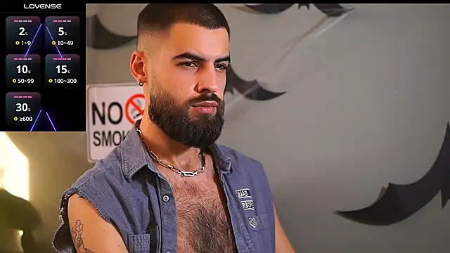Snapshot of HairyRobxxx chatting on 10/19/25, 12:17 HairyRobxxx online show from 10/19/25, 12:17