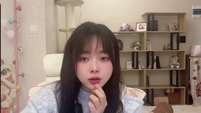 Chenjing0 online show from 12/14/25, 03:34