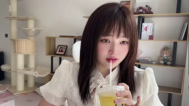 Chenjing0 online show from 03/29/26, 04:23