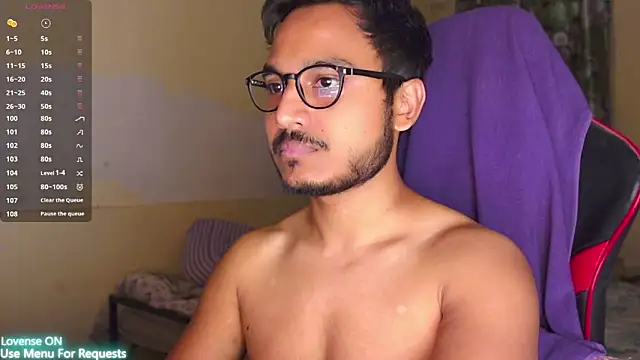 Snapshot of fuckkboy101 chatting on 07/04/26, 10:43 fuckkboy101 online show from 07/04/26, 10:43