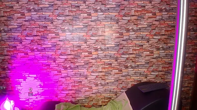 Snapshot of katy_handerson chatting on 10/09/25, 08:51 katy handerson online show from 10/09/25, 08:51