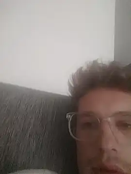 Snapshot of Hessebub chatting on 10/02/25, 02:57 Hessebub online show from 10/02/25, 02:57