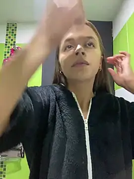 Snapshot of Amys chatting on 02/18/25, 04:15 Amys online show from 02/18/25, 04:15