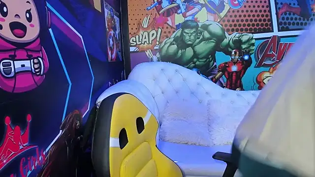 Snapshot of jisuscat chatting on 03/19/25, 07:06 jisuscat online show from 03/19/25, 07:06