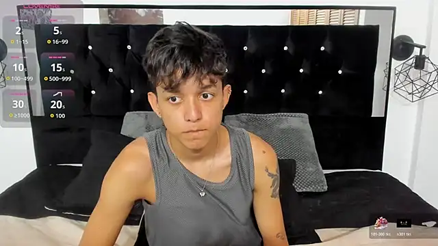 Snapshot of jisuscat chatting on 10/30/25, 08:53 jisuscat online show from 10/30/25, 08:53