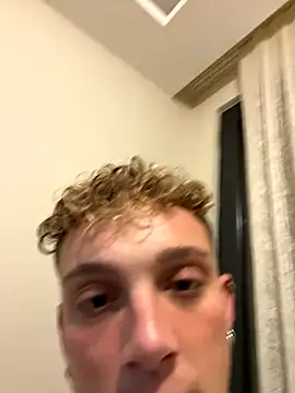 Snapshot of verici34 chatting on 11/29/25, 10:57 verici34 online show from 11/29/25, 10:57