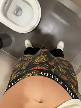 Snapshot of verici34 chatting on 03/05/26, 08:21 verici34 online show from 03/05/26, 08:21