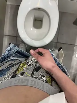 Snapshot of verici34 chatting on 04/12/26, 09:47 verici34 online show from 04/12/26, 09:47