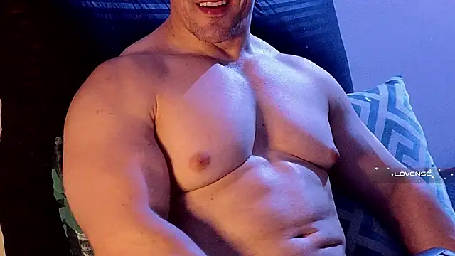 Snapshot of life_warrior chatting on 01/27/25, 01:37 life warrior online show from 01/27/25, 01:37