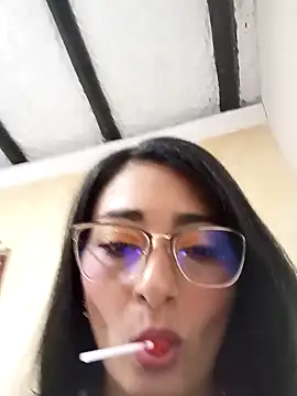 BELLA--26 online show from 02/05/25, 05:53