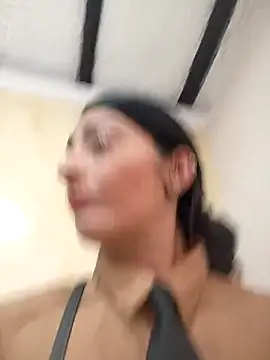 BELLA--26 online show from 02/19/25, 08:10