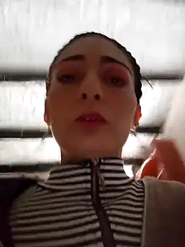 BELLA--26 online show from 03/22/25, 02:25