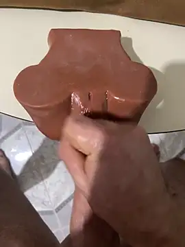 Snapshot of salahjode4325 chatting on 11/04/25, 08:35 salahjode4325 online show from 11/04/25, 08:35