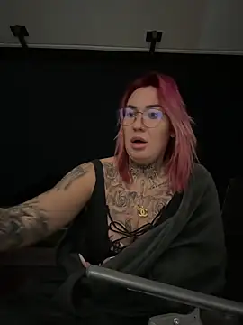 Mia-Fuchs online show from 01/13/25, 09:09