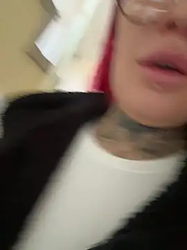 Mia-Fuchs online show from 01/16/26, 02:43