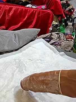 Snapshot of zasmin3 chatting on 02/06/26, 12:04 zasmin3 online show from 02/06/26, 12:04