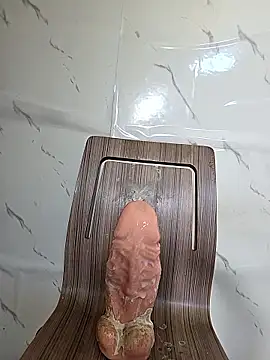 Snapshot of zasmin3 chatting on 03/01/26, 12:12 zasmin3 online show from 03/01/26, 12:12