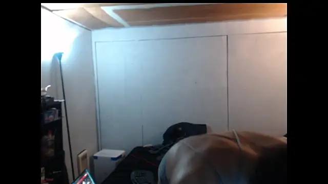 Snapshot of SadCatDaddy chatting on 02/17/25, 08:09 SadCatDaddy online show from 02/17/25, 08:09