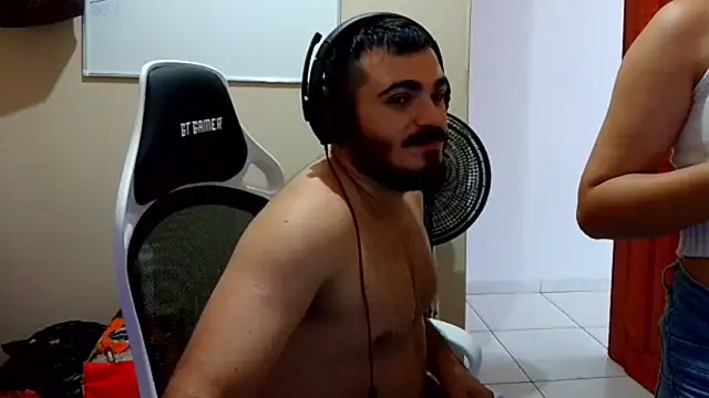 camillebr online show from 02/18/25, 05:42