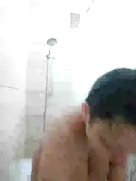 Snapshot of natnett chatting on 01/18/25, 10:28 natnett online show from 01/18/25, 10:28