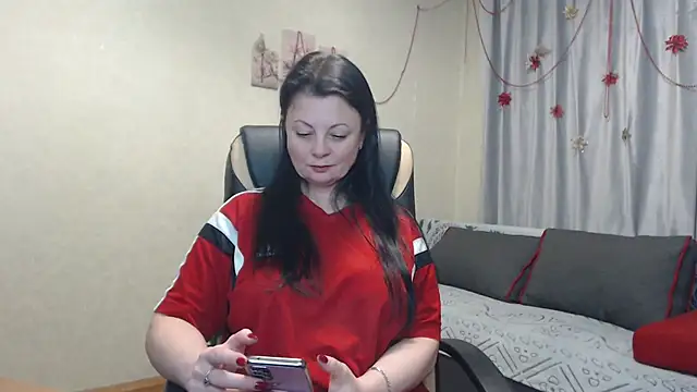 Snapshot of natnett chatting on 01/31/25, 04:38 natnett online show from 01/31/25, 04:38