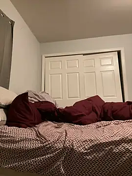 Snapshot of Yoshibaby2670 chatting on 02/17/25, 12:05 Yoshibaby2670 online show from 02/17/25, 12:05