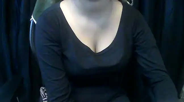 Snapshot of hot-niti chatting on 01/31/25, 09:59 hot-niti online show from 01/31/25, 09:59