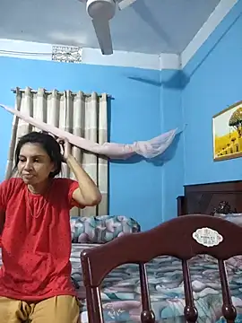 Snapshot of 124pakhi chatting on 06/07/26, 05:55 124pakhi online show from 06/07/26, 05:55