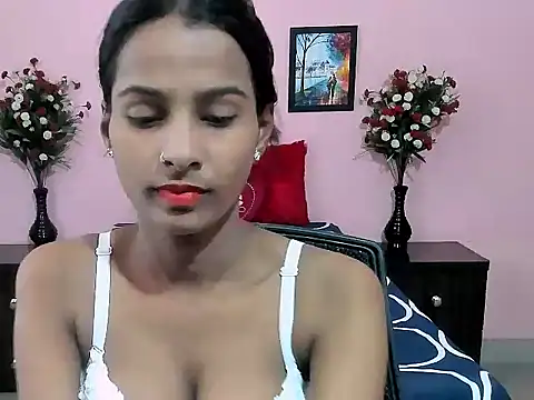 Snapshot of Melis_Sandra chatting on 06/14/26, 02:57 Melis Sandra online show from 06/14/26, 02:57