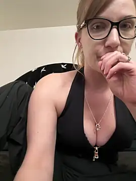 Kitty DaCocks online show from 12/02/25, 11:23