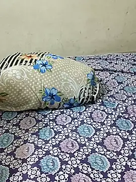 Snapshot of mallupriyapriya chatting on 07/21/26, 10:01 mallupriyapriya online show from 07/21/26, 10:01