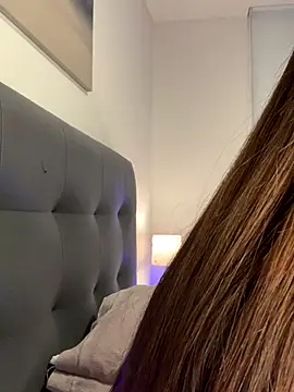 Maddy Jones online show from 09/20/25, 01:17