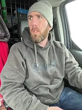 Snapshot of coreyl9718 chatting on 02/20/25, 03:19 coreyl9718 online show from 02/20/25, 03:19