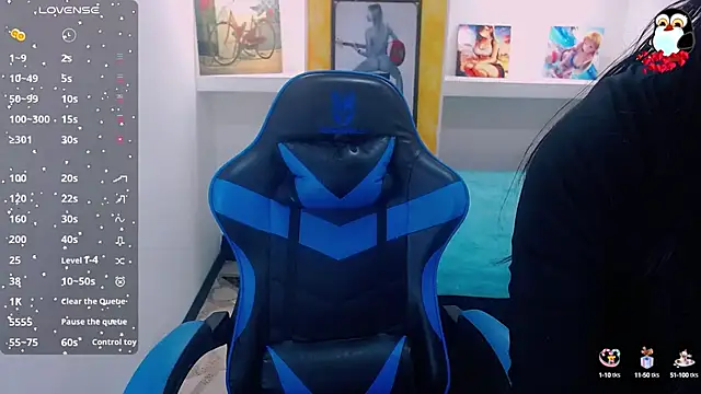 Snapshot of Anniee_x chatting on 02/07/25, 01:01 Anniee x online show from 02/07/25, 01:01