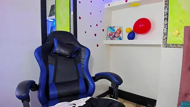 Anniee x online show from 07/11/26, 11:57