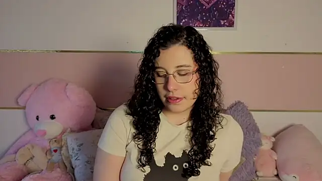 Snapshot of Charlotte__Miller chatting on 12/02/25, 11:48 Charlotte Miller online show from 12/02/25, 11:48