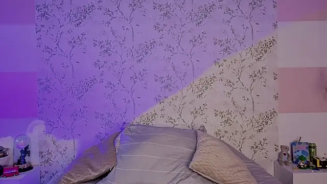 Charlotte  Miller online show from 03/06/26, 12:01