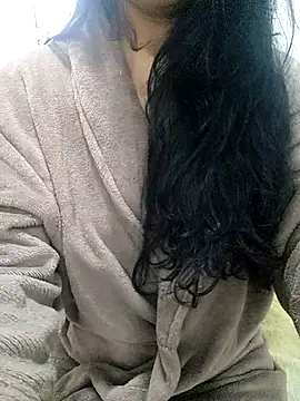 Paoolla online show from 10/31/25, 01:12