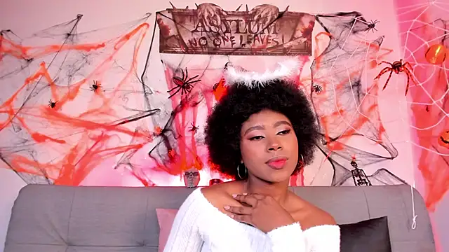 violeta ruiz  online show from 10/21/25, 10:10