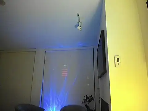 Snapshot of HappyIva chatting on 01/28/25, 10:02 HappyIva online show from 01/28/25, 10:02