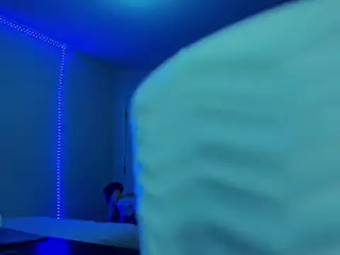 Snapshot of HappyIva chatting on 03/05/25, 02:36 HappyIva online show from 03/05/25, 02:36