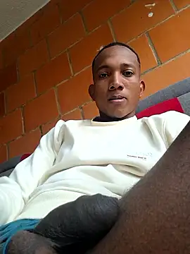 EmiroAndr3S online show from 01/06/26, 08:12