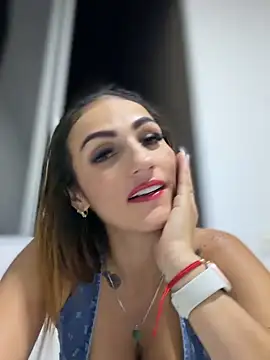 Samantha bigboobs online show from 04/12/26, 12:04