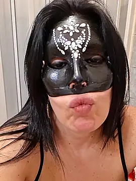 desyree89 online show from 09/23/25, 12:52