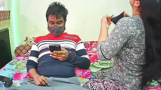 Hot Nila online show from 01/14/26, 04:29