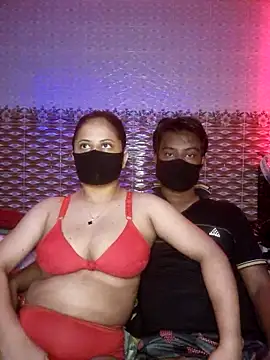 Hot Nila online show from 05/15/26, 03:57