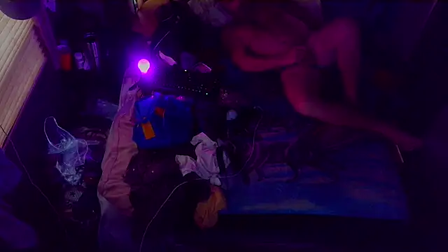 bluedragon0525 online show from 10/11/25, 05:44