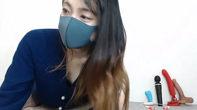 Snapshot of Mary-JP chatting on 03/09/25, 08:18 Mary-JP online show from 03/09/25, 08:18