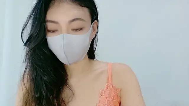 Snapshot of Mary-JP chatting on 10/21/25, 03:18 Mary-JP online show from 10/21/25, 03:18